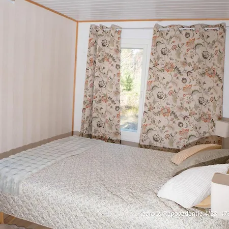 Villa Repovesi Kaaro * Hillosensalmi