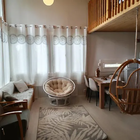 Repovesi シャレー